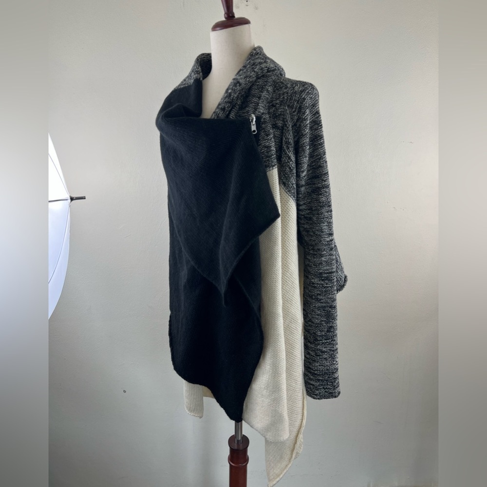 BcbgMaxAzria Wool Cashmere Modern Oversized Knit Chunky Sweater Cardigan Women S - Picture 8 of 16